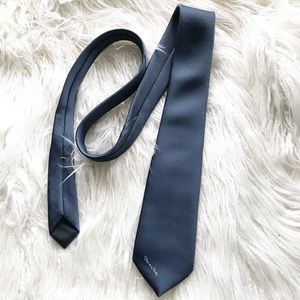 💚OSCAR DE LA RENTA polka dot printed tie